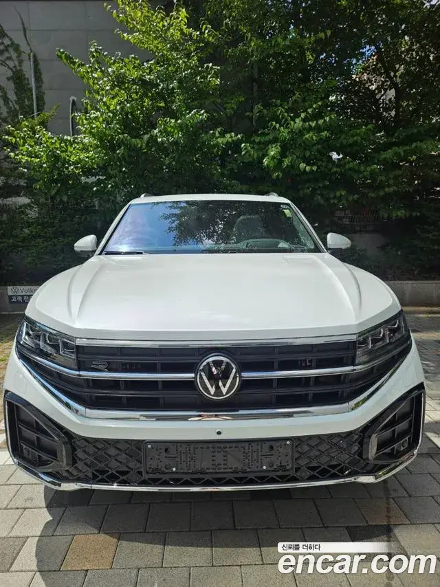 Volkswagen Touareg 2026 — Photo 3/7