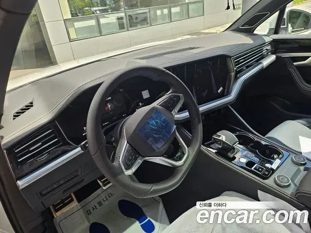 Volkswagen Touareg 2026 — Photo 6/7