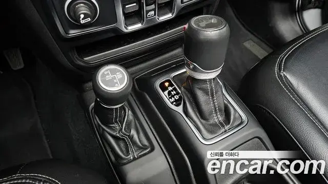 Jeep Wrangler 2022 — Şəkil 5/34
