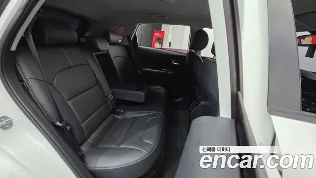 Kia Niro 2020 — Фото 18/20