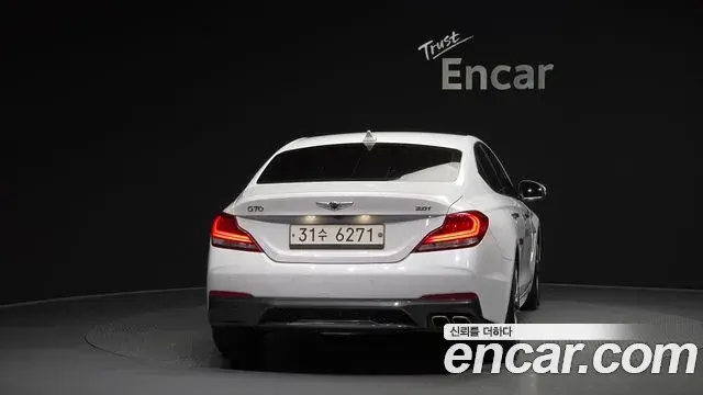 Genesis G70 2018 — ფოტო 17/20