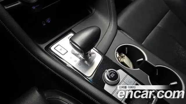 Genesis G70 2018 — ფოტო 4/20