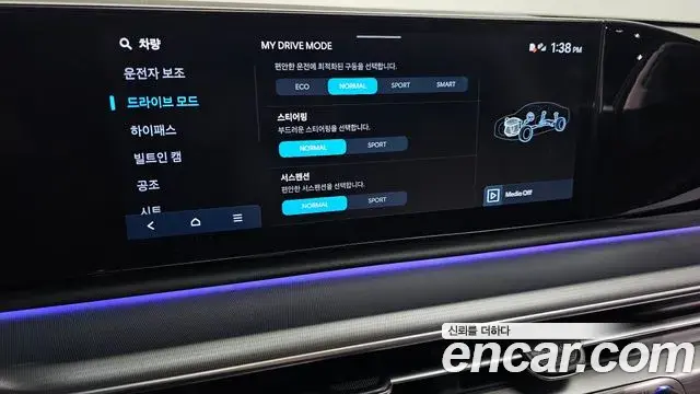Hyundai Grandeur Hybrid 2023 — ფოტო 29/34