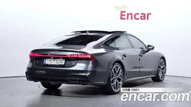 Audi A7 2025 — Photo 22/37