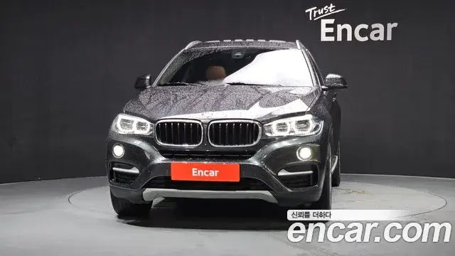 BMW X6 2018 — ფოტო 16/32