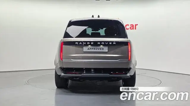 Land Rover Range Rover 2025 — ფოტო 12/20