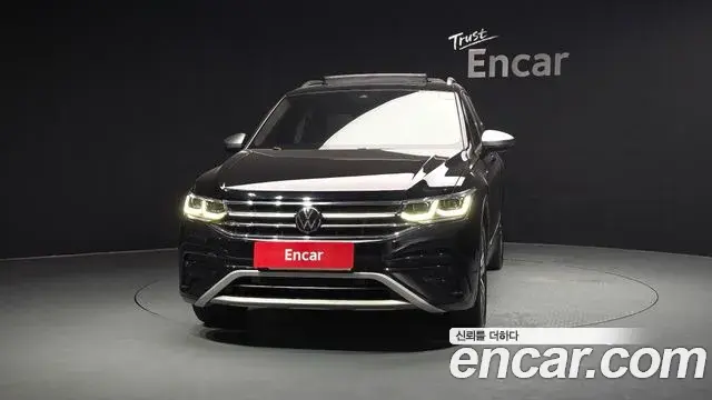 Volkswagen Tiguan Allspace 2022 — Photo 14/20