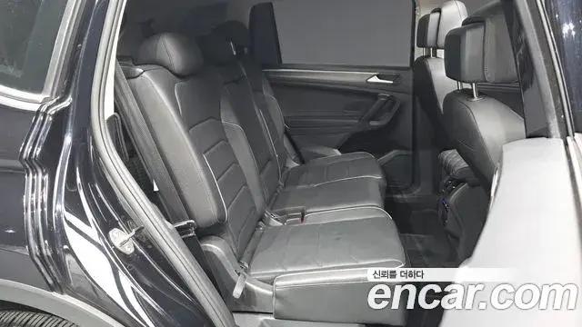 Volkswagen Tiguan Allspace 2022 — Photo 7/20