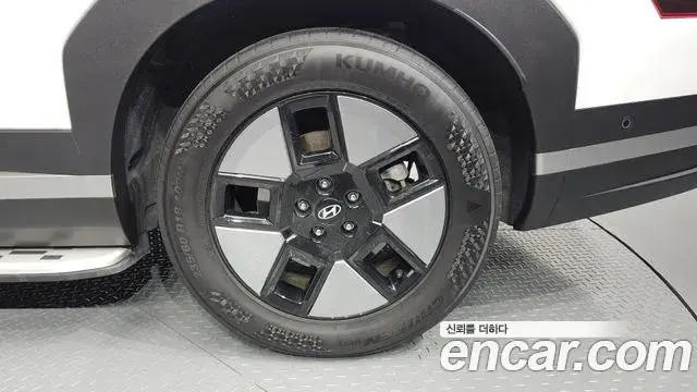 Hyundai Santa Fe 2024 — Şəkil 18/32