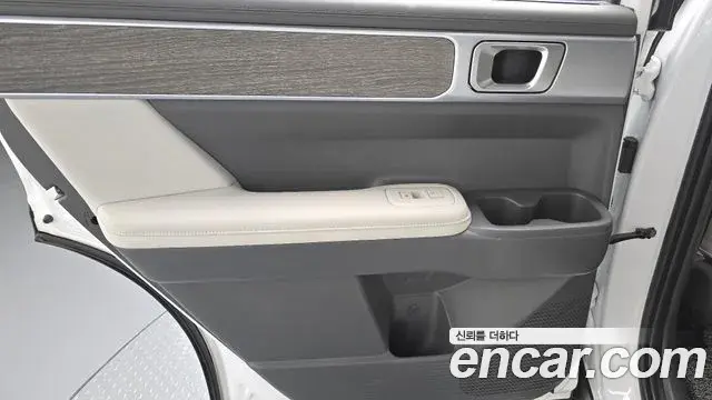 Hyundai Santa Fe 2024 — Şəkil 17/32