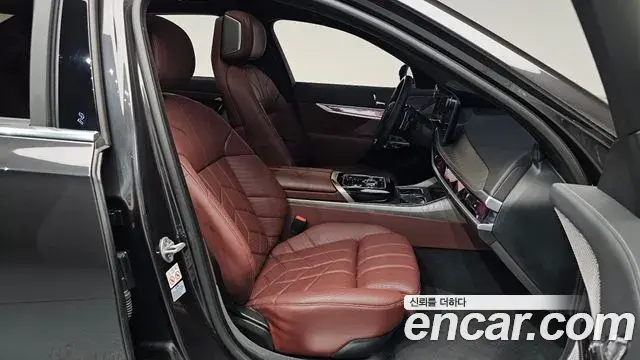 BMW 7 Series 2023 — ფოტო 33/49