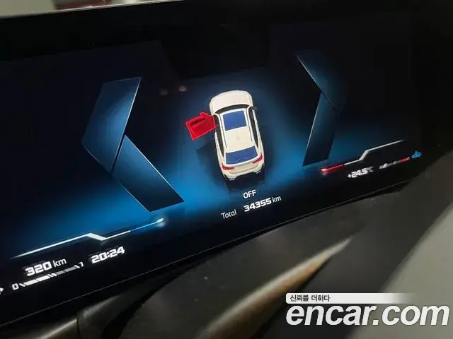 BMW 3 Series 2025 — ფოტო 16/18
