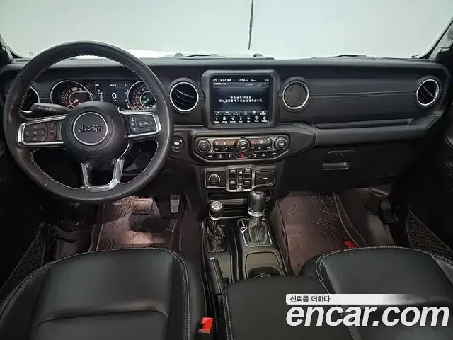 Jeep Wrangler 2023 — Şəkil 14/20