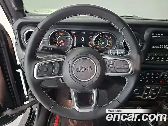 Jeep Wrangler 2023 — Şəkil 11/20