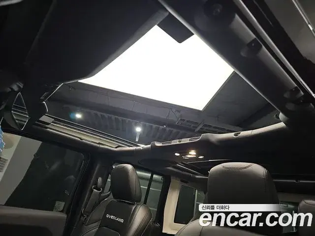 Jeep Wrangler 2023 — Şəkil 16/20