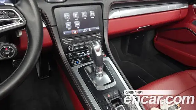Porsche 718 Boxster 2019 — ფოტო 23/31