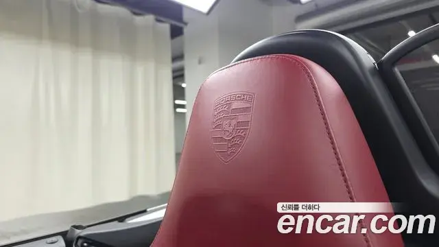 Porsche 718 Boxster 2019 — ფოტო 21/31