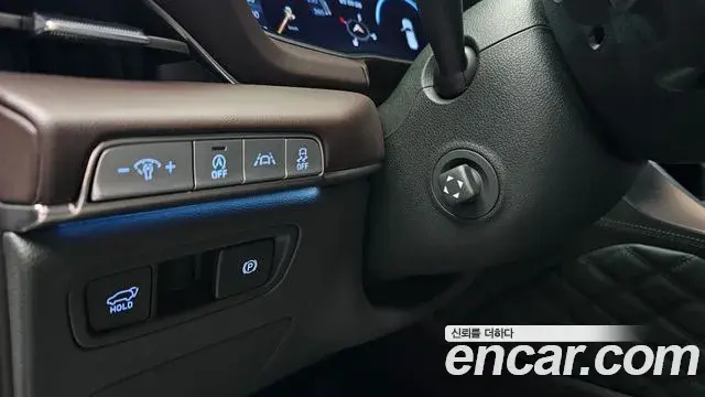 Genesis GV80 2021 — ფოტო 13/33