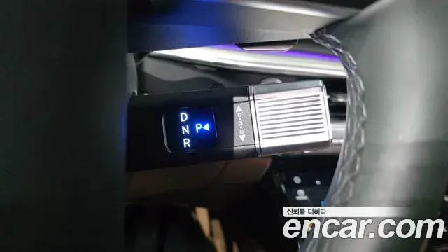 Hyundai Grandeur Hybrid 2023 — ფოტო 27/35