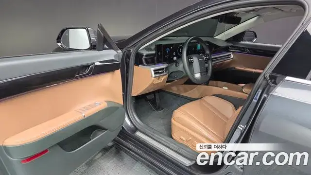 Hyundai Grandeur Hybrid 2023 — ფოტო 9/35