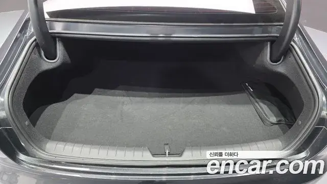 Hyundai Grandeur Hybrid 2023 — ფოტო 4/35