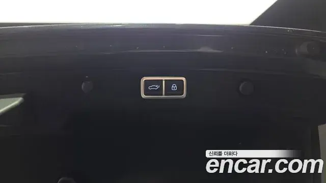 Hyundai Grandeur Hybrid 2023 — ფოტო 19/35