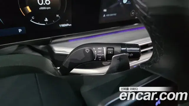 Hyundai Grandeur Hybrid 2023 — ფოტო 26/35
