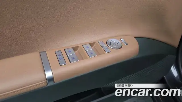 Hyundai Grandeur Hybrid 2023 — ფოტო 5/35