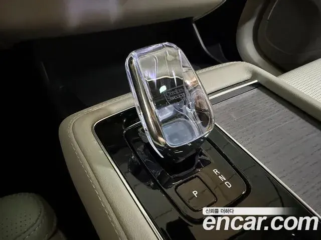 Volvo XC90 2026 — Photo 14/20