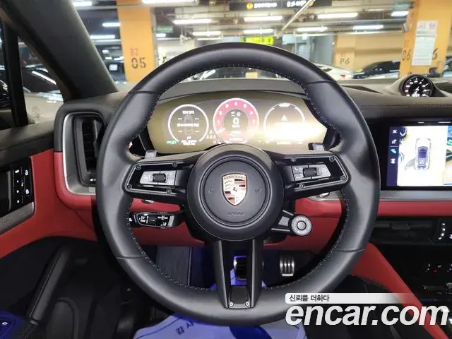 Porsche Cayenne 2025 — Photo 6/20