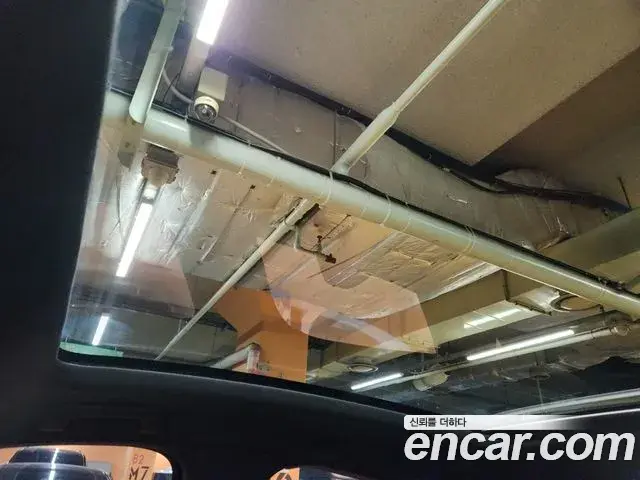 Porsche Cayenne 2025 — Photo 9/20