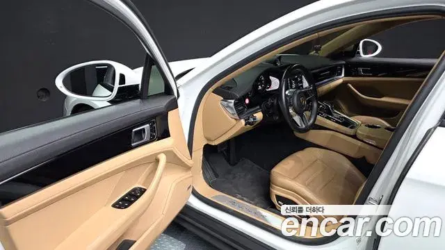 Porsche Panamera 2018 — Şəkil 13/20