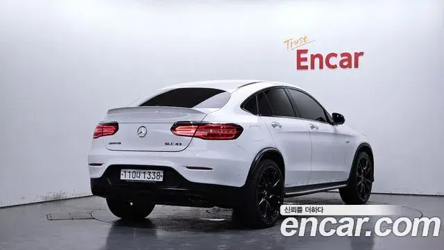 Mercedes-Benz GLC-Class 2019 — Фото 2/20