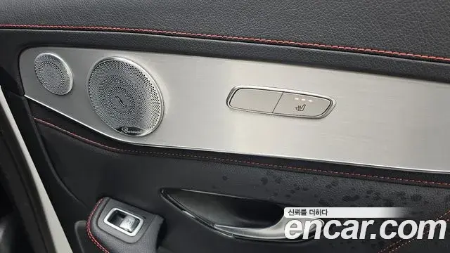 Mercedes-Benz GLC-Class 2019 — Фото 18/20