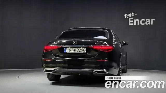 Mercedes-Benz S-Class 2023 — ფოტო 13/37