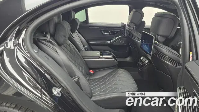 Mercedes-Benz S-Class 2023 — ფოტო 23/37