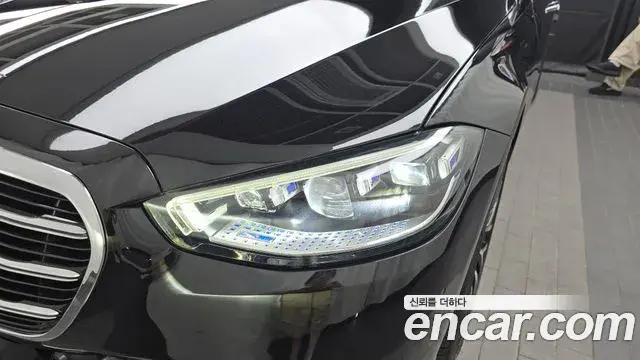 Mercedes-Benz S-Class 2023 — ფოტო 27/37