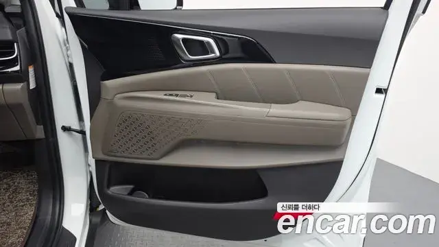 Kia Carnival 2026 — ფოტო 13/34