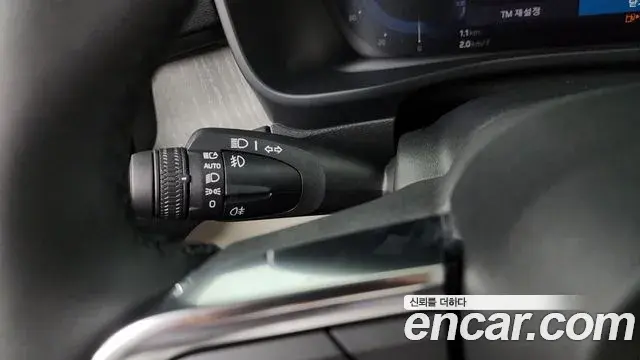 Volvo XC40 2024 — Şəkil 16/33