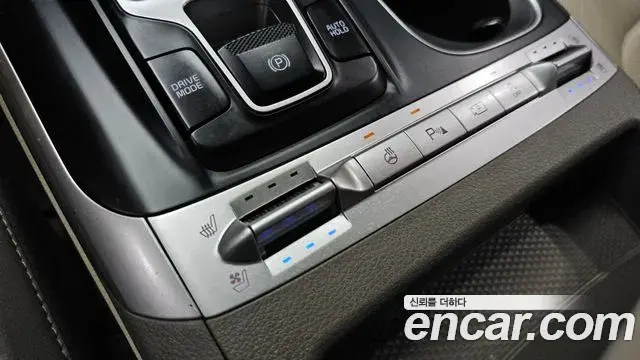 Kia Carnival 2020 — Фото 18/20