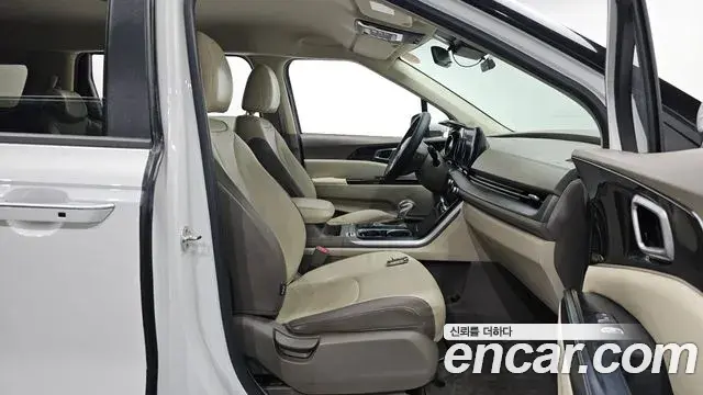 Kia Carnival 2020 — Photo 20/34
