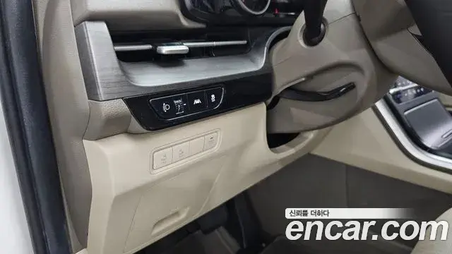 Kia Carnival 2020 — Photo 7/34