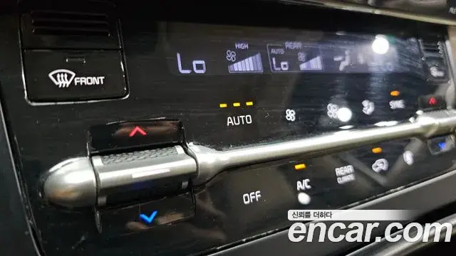 Kia Carnival 2020 — Photo 8/34