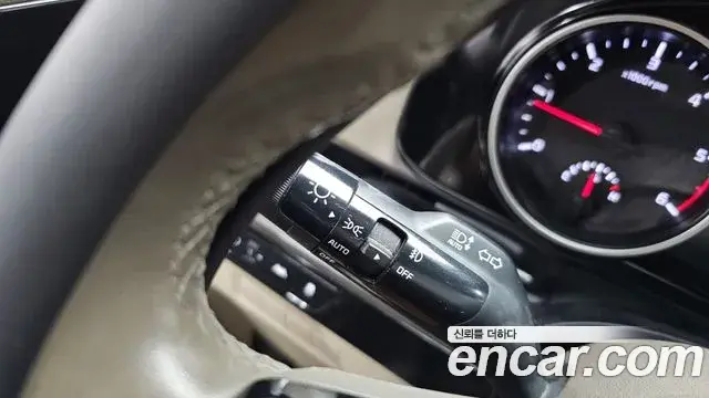 Kia Carnival 2020 — Photo 27/34