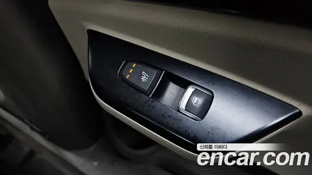 Kia Carnival 2020 — Photo 17/34
