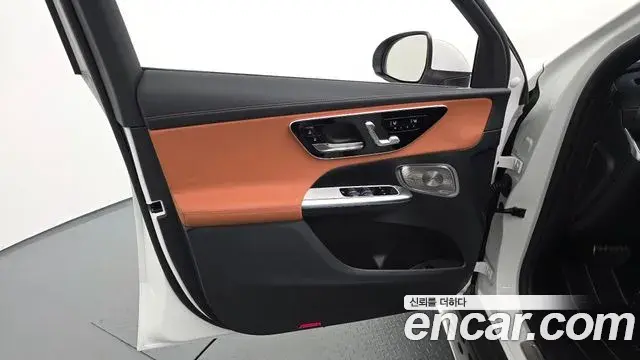 Mercedes-Benz GLC-Class 2025 — ფოტო 15/35