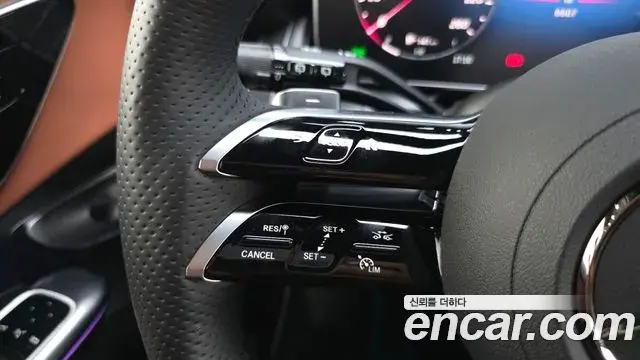 Mercedes-Benz GLC-Class 2025 — ფოტო 25/35