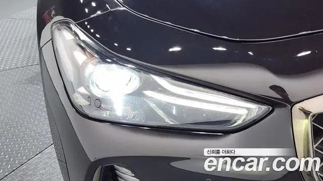 Genesis G70 2019 — Photo 14/36