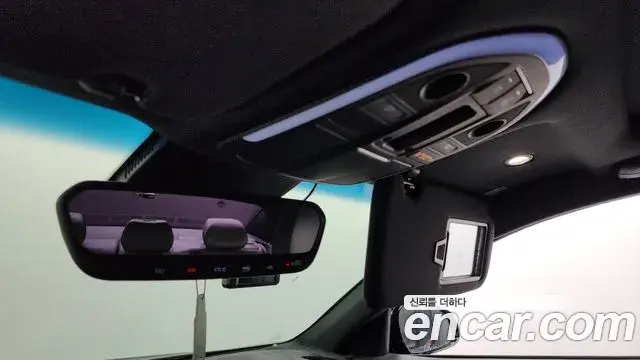 Genesis G70 2019 — Photo 3/36