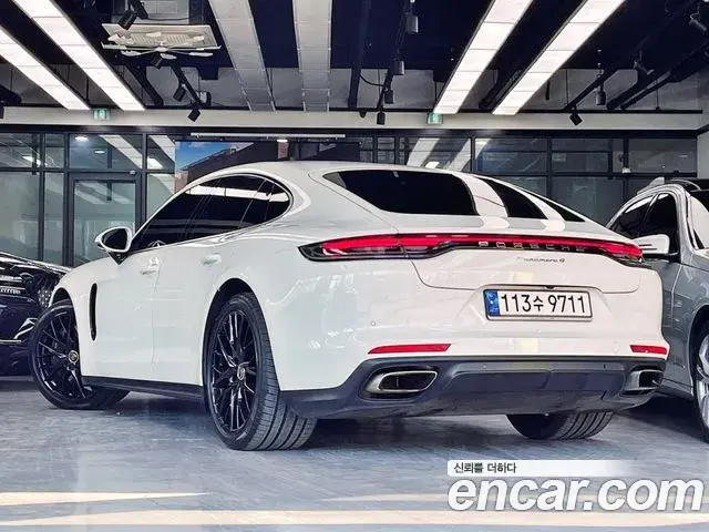 Porsche Panamera 2021 — Photo 10/20